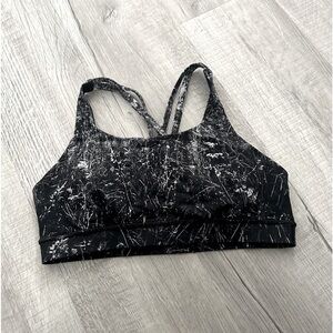 Lululemon Black and White Athletic Sports Bra 🖤